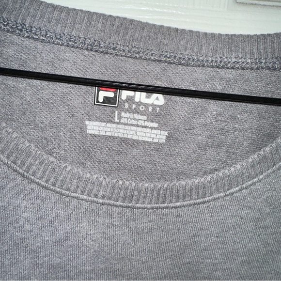 Fila Size Large Short Sleeve Sweatshirt Women's Logo Style Gray pullover - Picture 3 of 4